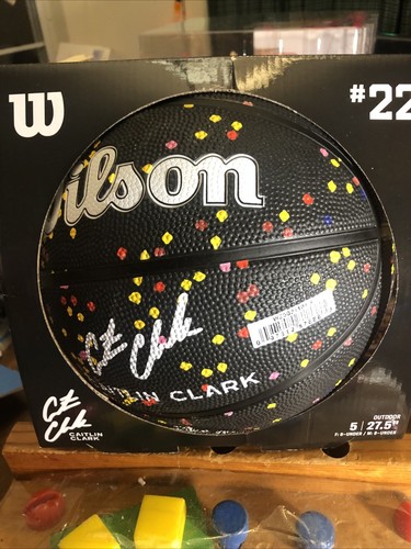 CAITLIN CLARK Journey Series Wilson Basketball “Mapped Out” SIZE 5 New - Picture 3 of 3