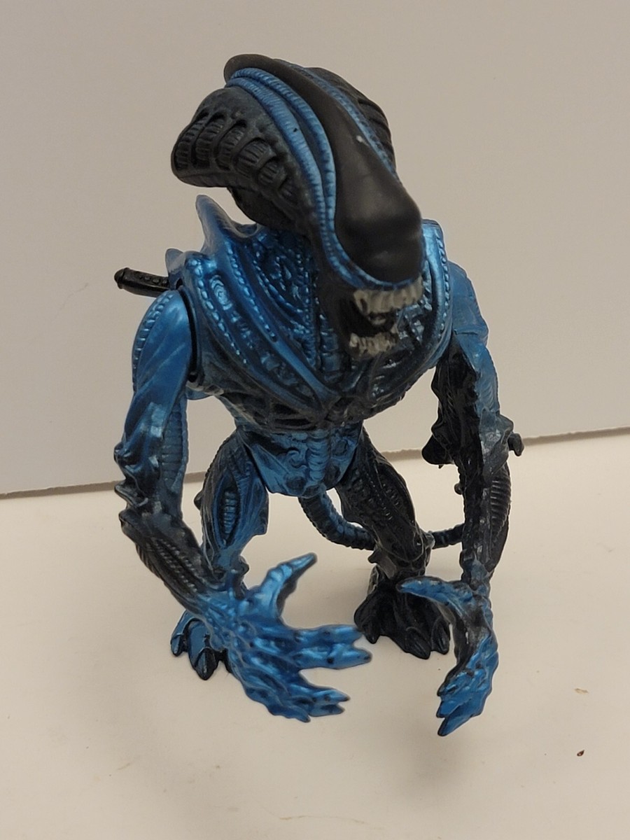 1992 Aliens Blue Gorilla Alien Action Figure Kenner Toys 5