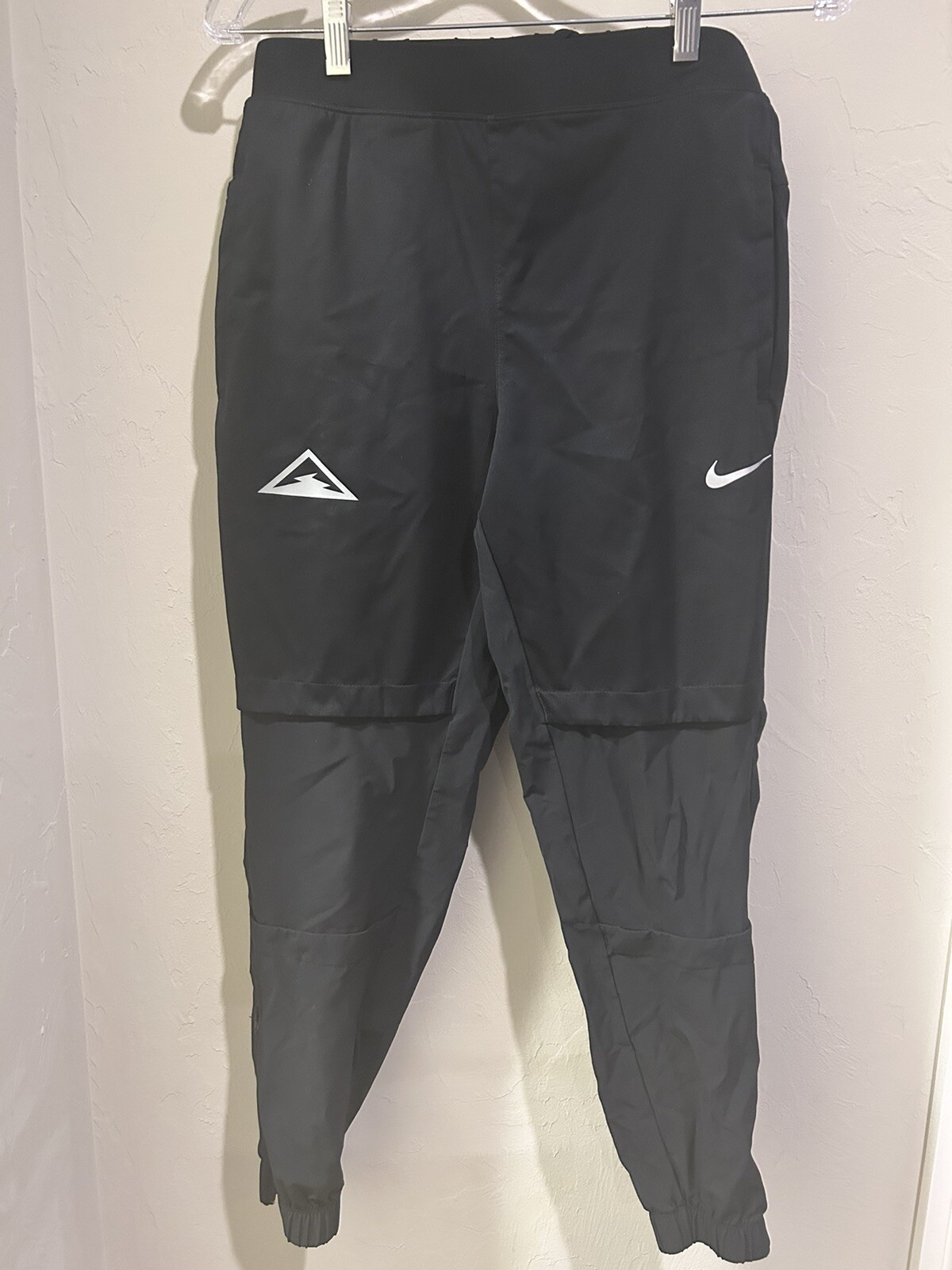 Pantalones para correr Nike Shield Trail negros talla pequeña