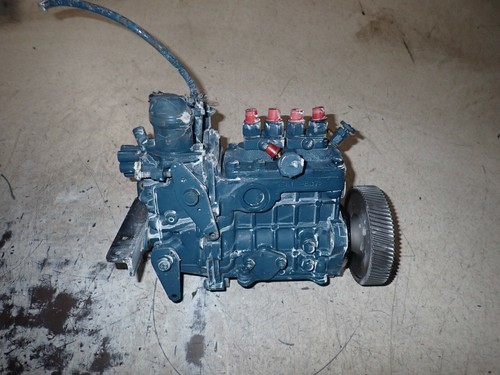 Kubota V3300 TE Diesel Engine Fuel 
