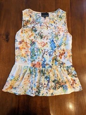 Cynthia Rowley Floral Peplum Sleeveless Blouse Size M Watercolor Flowers SideZip