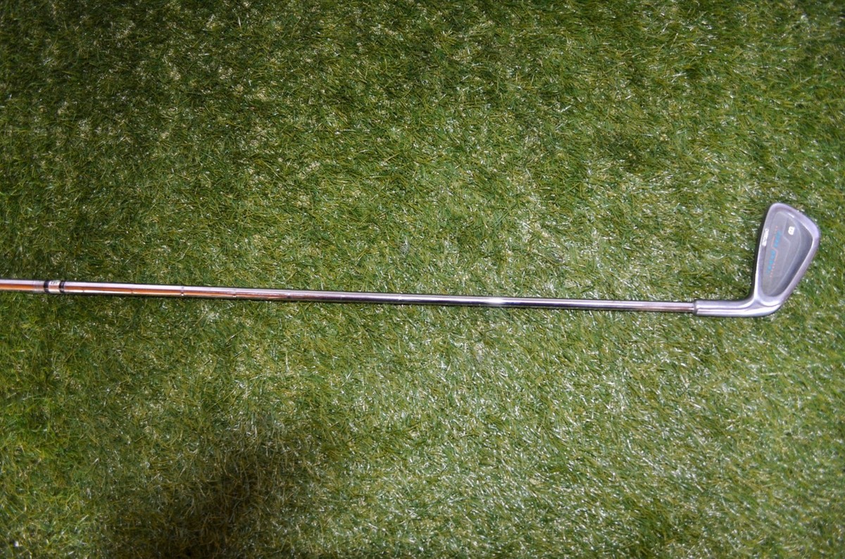 Wilson Dyna Power Oversized 3 Iron RH 38 Wilson Dyna Power Oversized 3 Iron RH 38