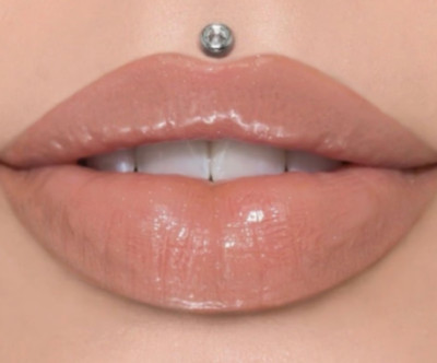 Jeffree Star Cosmetics The Lip Gloss Body Count Tinted Nude Glossy New