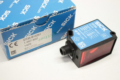 SICK DT35-B15251 1057652 Laser Sensor Distanzsensor DISPLACEMENT MEASUREMENT