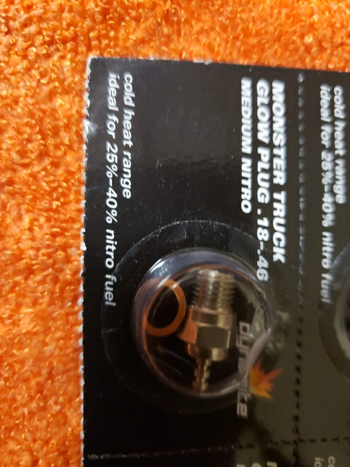 Dynamite Plugs -  one single Dynamite Monster Truck .18-.46 Plug - one New Plug! - Image 3 of 4