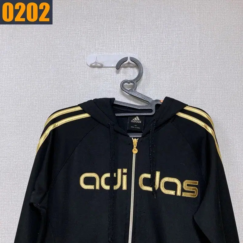 Adidas Y2K Gold Hoodie Zip-Up Jacket for Women thumbnail 12