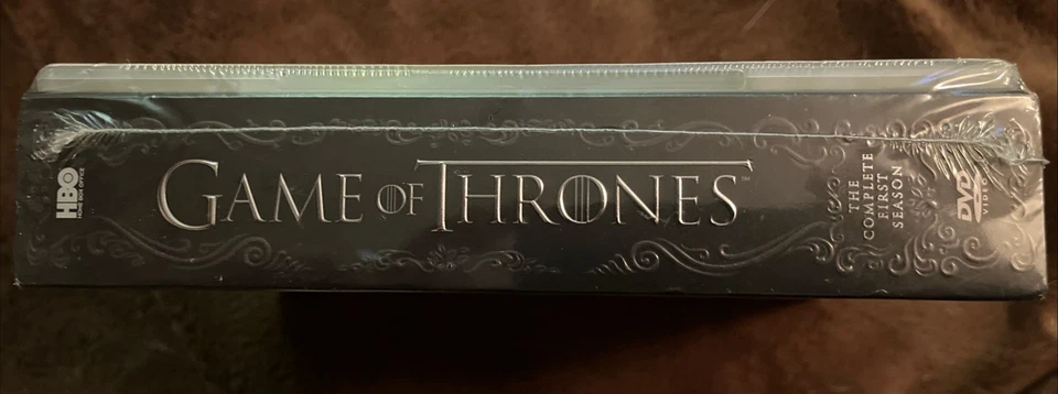 NEW Game of Thrones Complete First Season (DVD, 2012) w/Wal-Mart Bonus disc - Image 2 of 4