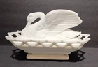 VTG Westmoreland Swan Milk Glass Covered Box Dish Nest Raised Wings Collectible