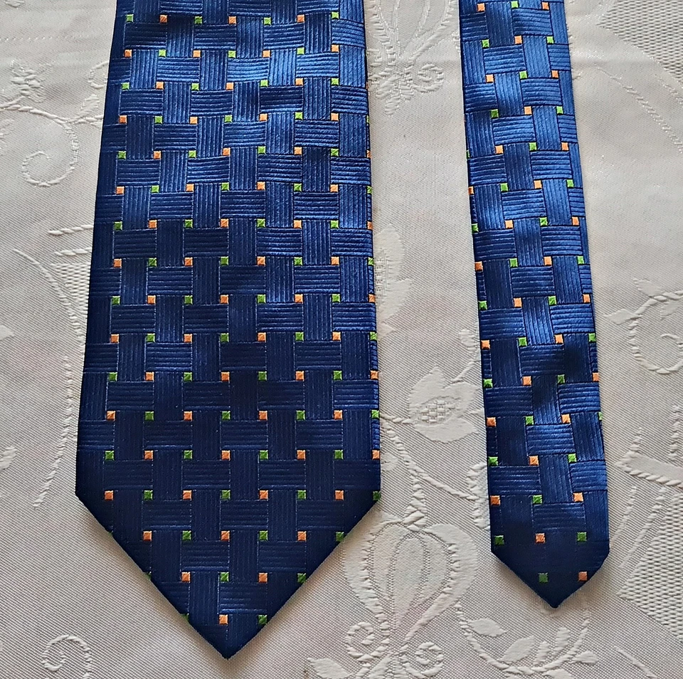 CORBATA DE CUELLO CABALLERO ITALIA VINTAGE AUTÉNTICA HÚNGARO PARÍS AZUL LUNARES SEDA HOMBRE Foto 2 de 4