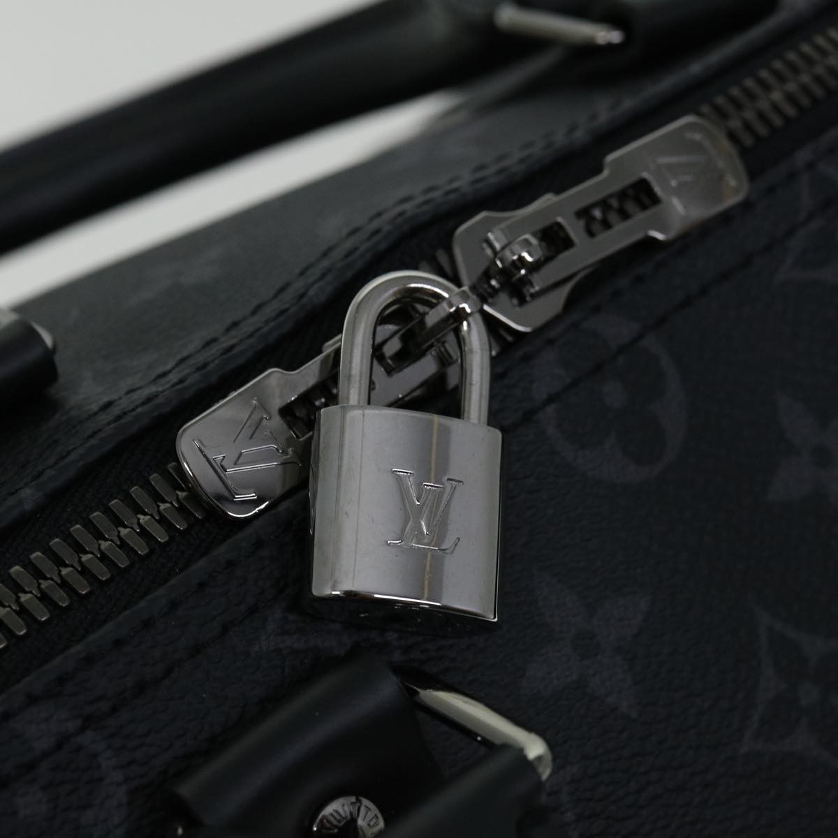 LOUIS VUITTON Monogram Eclipse Keepall Bandoulier… - image 14