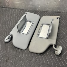 Ford F-250 Super Duty Driver Side Sun Visor Replacement Left