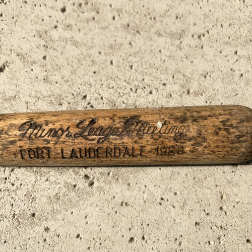 Vintage Minor League Meeting Fort Lauderdale 1968 Mini Louisville Slugger Bat - Picture 3 of 9