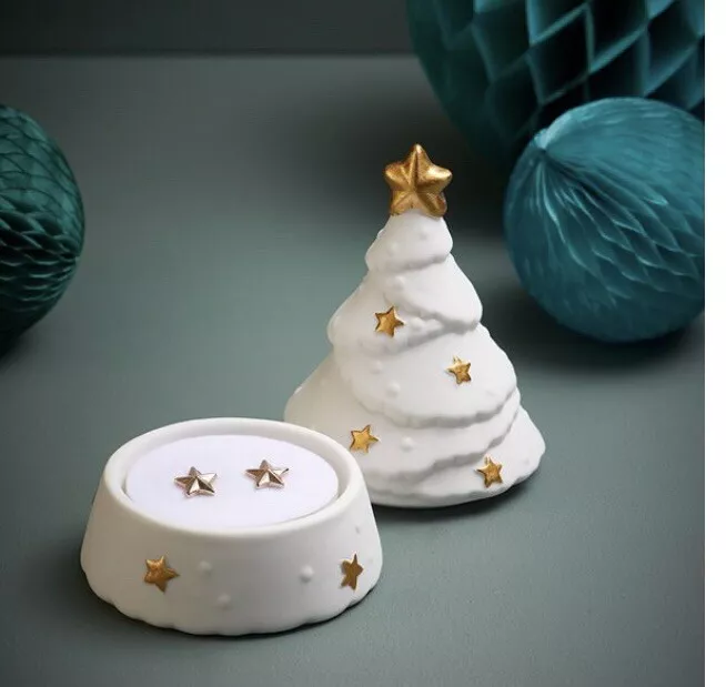 AVON Camila Star Earrings In Christmas Tree Ceramic Pot Festive