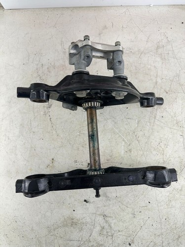 1999 HARLEY ELECTRA GLIDE Uppr Lower Triple Clamp Riser - Picture 2 of 11