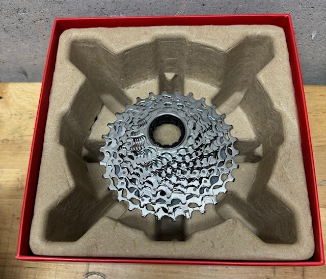 SRAM RIVAL カセットCassette XG-1250 10-30 SRAM Rival AXS XG-1250 Cassette - 12-Speed, 10-30t, Silver