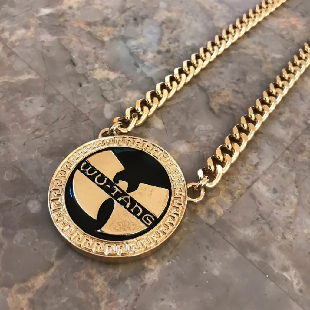 Gold Large WU TANG Medal Pendant & 9mm 18