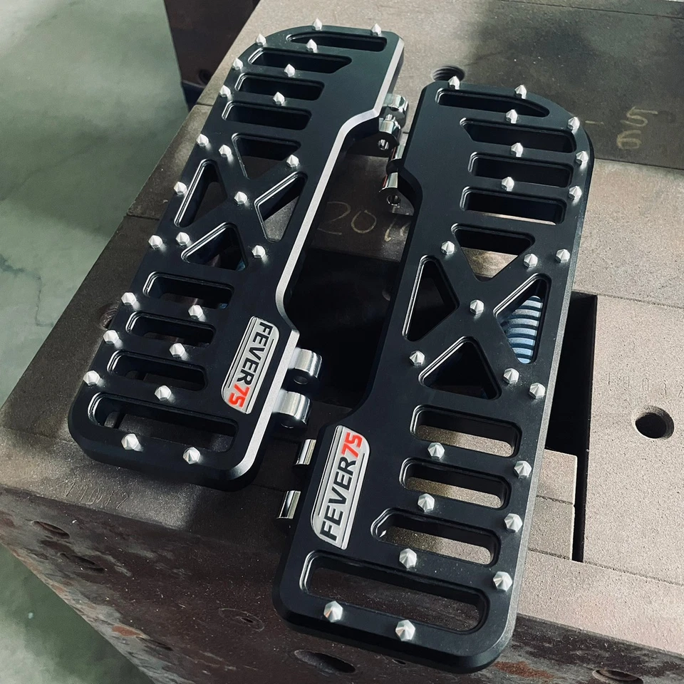 Estriberas de piso de conductor MX estriberas para Harley Touring Tri Electra Glide Road king Foto 2 de 4