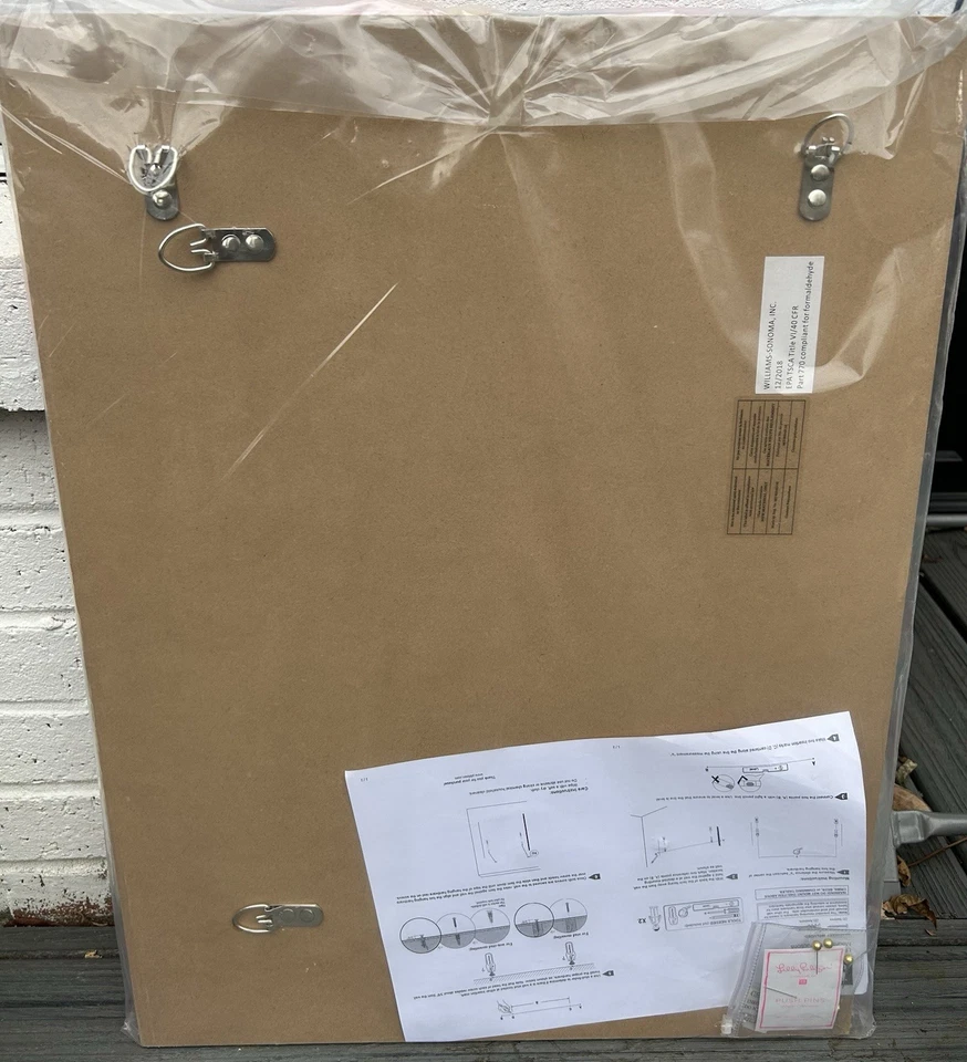 New Pottery Barn x Lilly Pulitzer Fabric Bulletin Board 18 X 24 Slathouse Soirée - Image 3 of 3