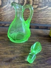Vintage Green Uranium Depression Glass Cruet Ground  Glass Stopper  C.1930 6.75”