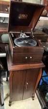 1914 Antique VICTOR VICTROLA  Talking Machine/Phonographs VV-X-D40787J. Working!