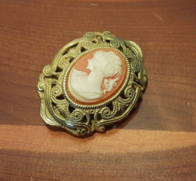 Vintage MIRIAM HASKELL Cameo Style Brooch Oval Goldtone Filigree Pin Signed