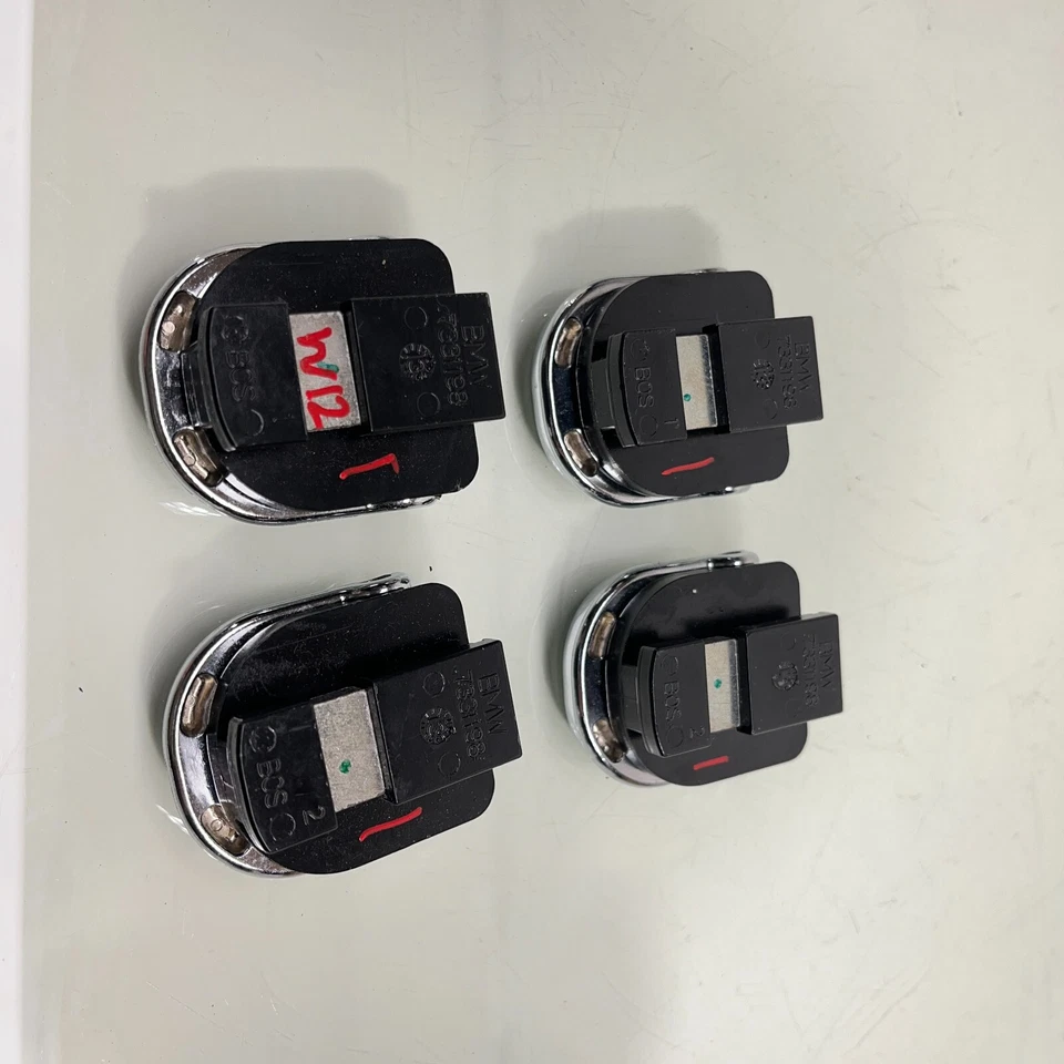 Juego de anillos de gancho de amarre de carga trasera BMW X3 y X5 2007-2016 7331198 OEM 4EA Foto 4 de 4