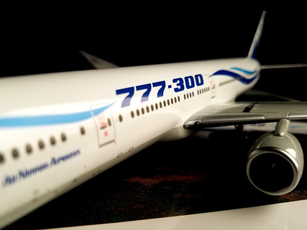 【新品・即納】ANA JA752A B777-300 1/200 s-l400.jpg