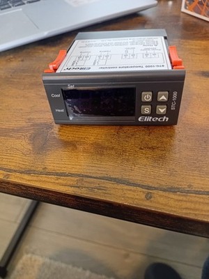 STC-1000 Digitaler Temperaturregler 220V 10A Thermostat Fühler mit Fühler