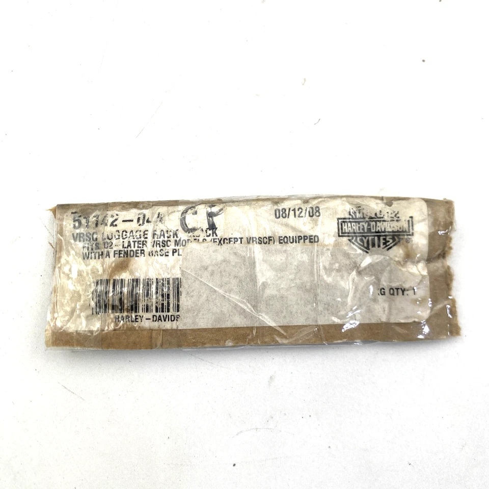 Оригинальный черный багажник на заднее крыло Harley 51142-04A 02-11 VRSC VROD - Изображение 2 из 4