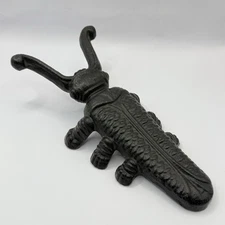 Vintage Cast Iron Black Beetle Bug Scarab Boot Jack Shoe Puller Remover
