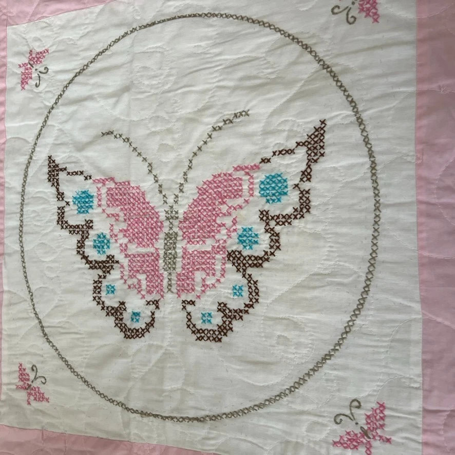 Colcha acolchada colcha vintage 100 x 80" rosa mariposa punto de cruz Foto 4 de 4
