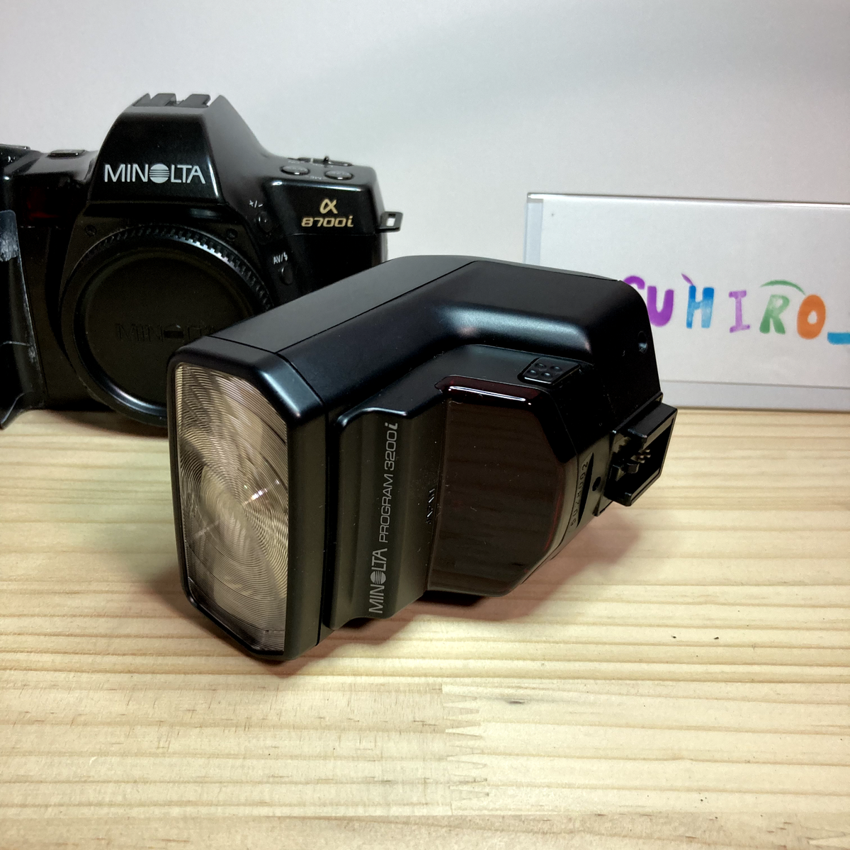 Minolta 8700i Film SLR Camera Body 80-200 lenz Program 3200i Flash