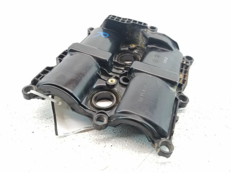 18-21 Subaru Crosstrek 17-20 Imprezza OEM Passenger Valve Cover