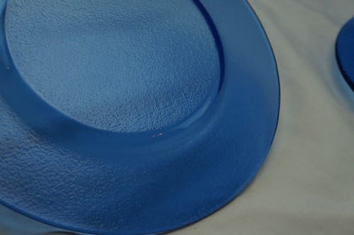 Blue Textured Glass (4) Dinner Plates, 10 3/4" - Picture 10 of 10