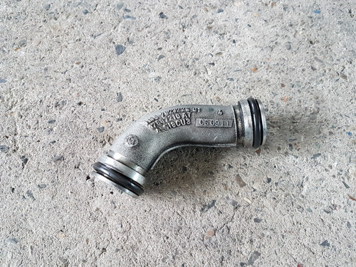 BMW 5er F10 F11 525d N47S1 Verbindungsrohr Turbolader 7823225