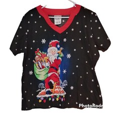 UA Scrubs TOP Sz LARGE- Christmas, Santa, Snow, Toys, Pockets