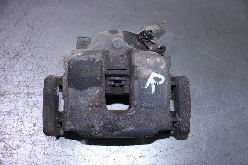 BMW E46 320D Touring 110kW 150PS Bremssattel vorne rechts