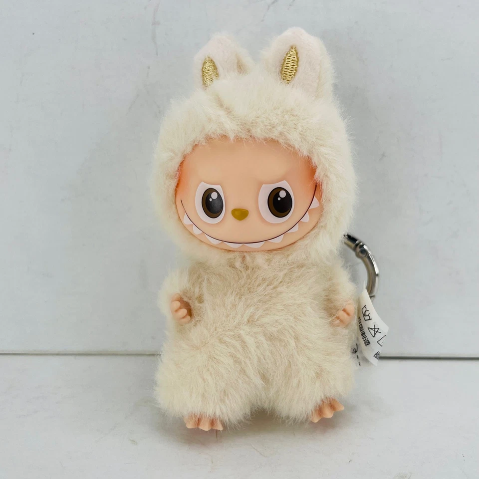 POP MART Labubu Los Monstruos Pin For Love Serie Mini Vinilo Peluche Muñeca Colgante A Foto 2 de 4