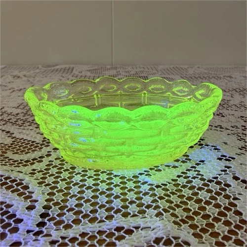 VTG  Uranium Depression Vaseline Glass Dish Scalloped Rim