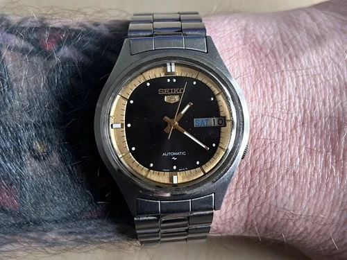 Seiko 5 Automatic 7009-4020 Day/Date Black Dial Vintage Men's Wrist Watch
