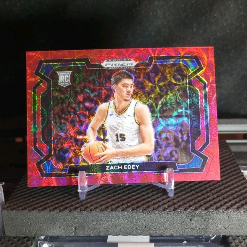 2024-25 Prizm Draft Red scope Zach Edey #1 Rookie /88 Purdue NCAA