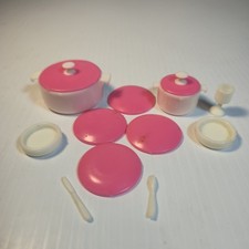 Lot of 8 VTG Barbie A-Frame Dream House Dishes 2 Pans, 4 Plates, 2 Bowls, 2 Pots
