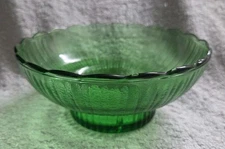 E O Brody Company Bowl Scalloped Edge Ribbed Pedestal Green Glass Bowl M2000  