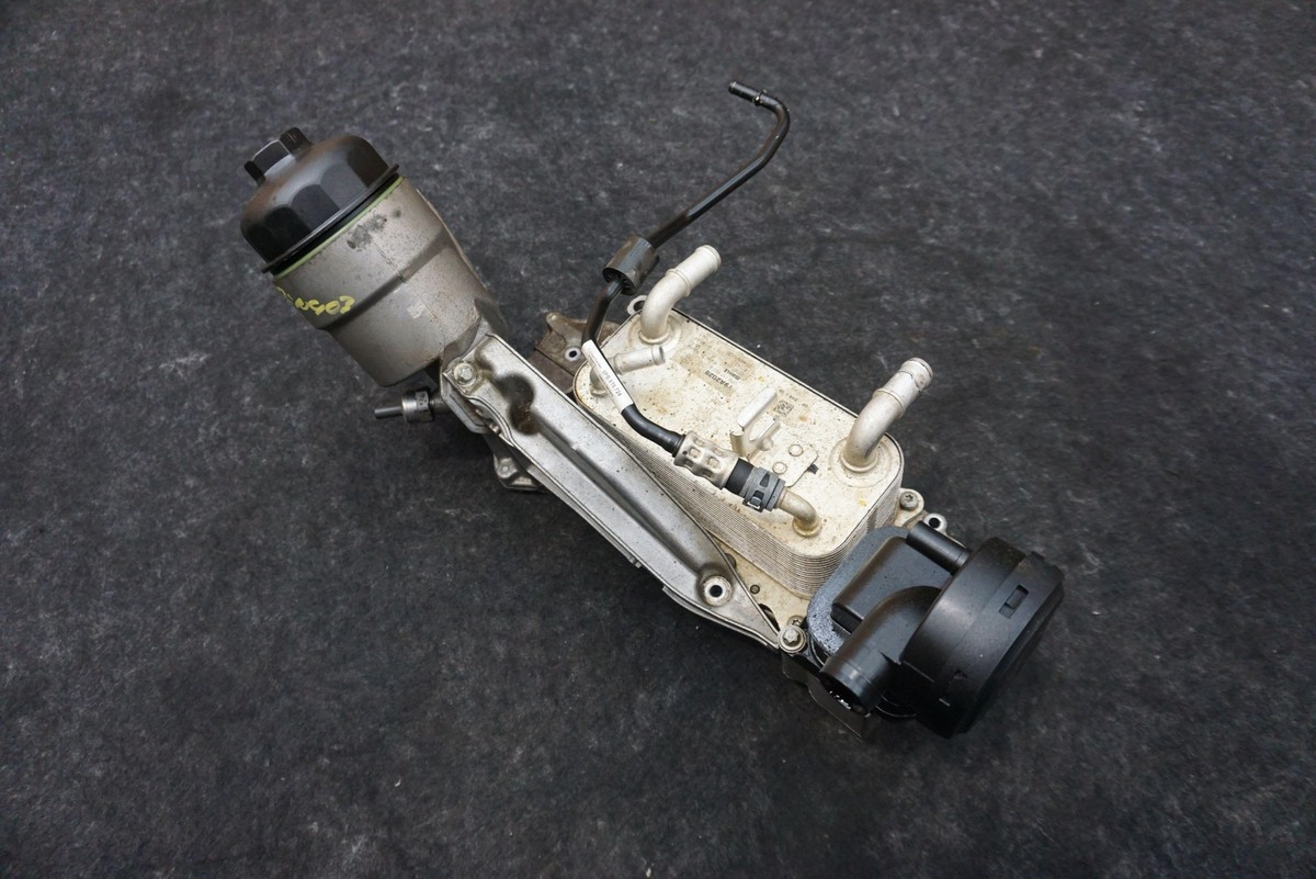3.7L H6 Engine Oil Cooler Assembly 0PB117022 Porsche 911