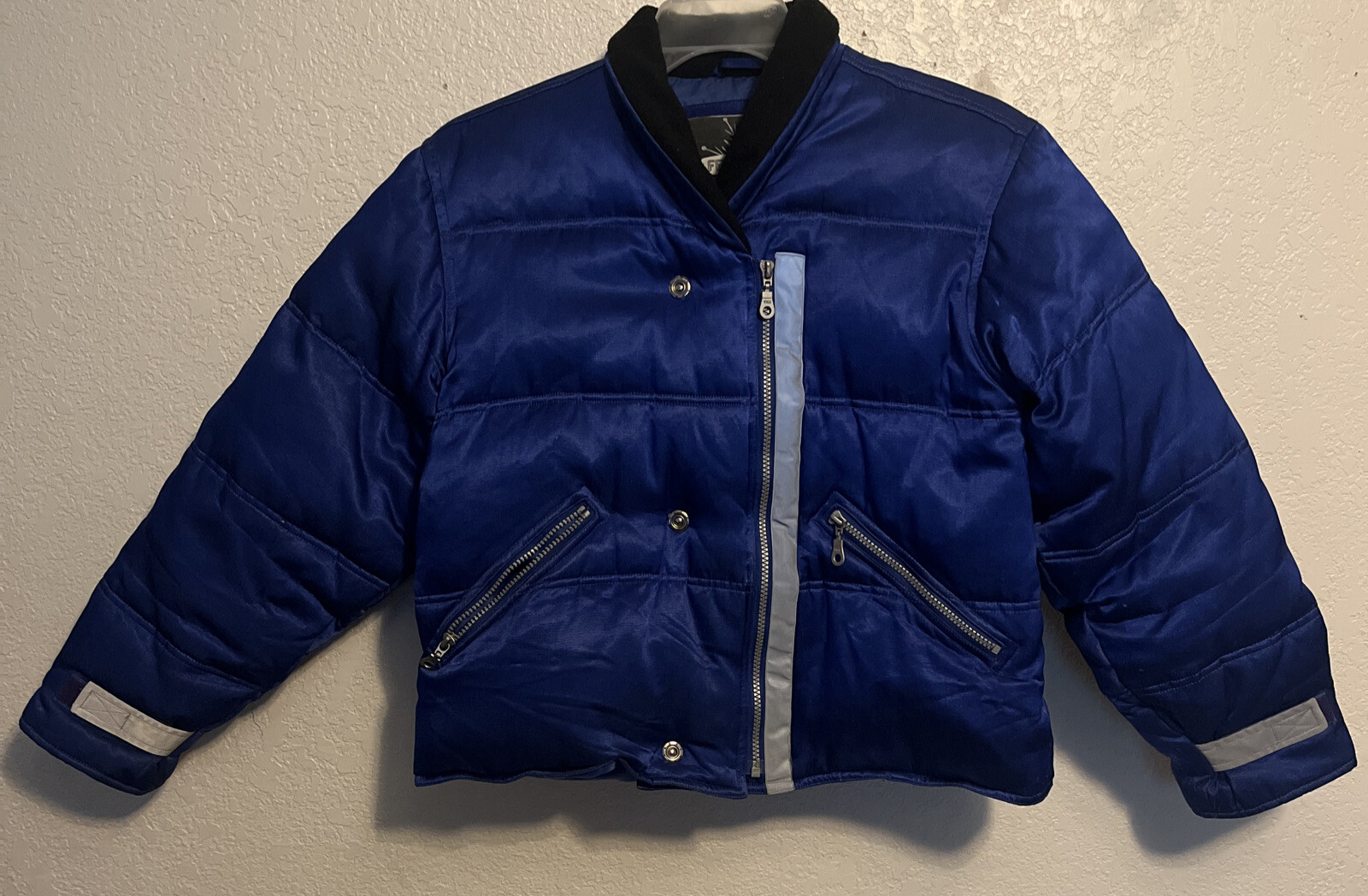 Winter Puffer Jacket for Women Medium Size in Blue-image