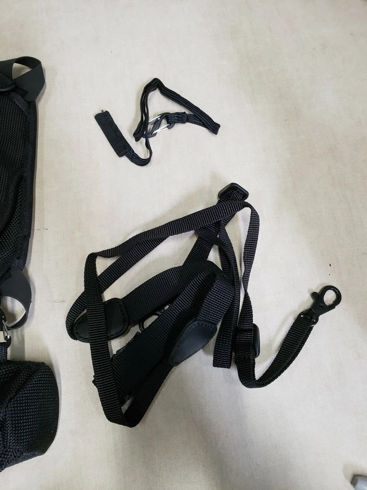 OtterBox Utility Series Latch II Strap System for Galaxy - Image 4 of 4