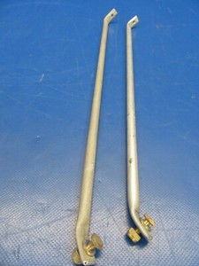 Cirrus SR22 Instrument Panel Support Rods 11991-003, 11868-003 (1019-77)