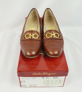 Salvatore Ferragamo Feminino Tam 5 1/2 Aa Carneiro Mocassim Sapato Marrom  Dourado Horsebit | eBay