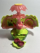 SpinMaster Hatchimals CollEGGtibles Secret Scene Egg Play House Working
