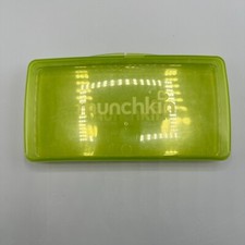 Munchkin Travel Case Refillable Case Empty Container Baby Wipes Clam Shell Green